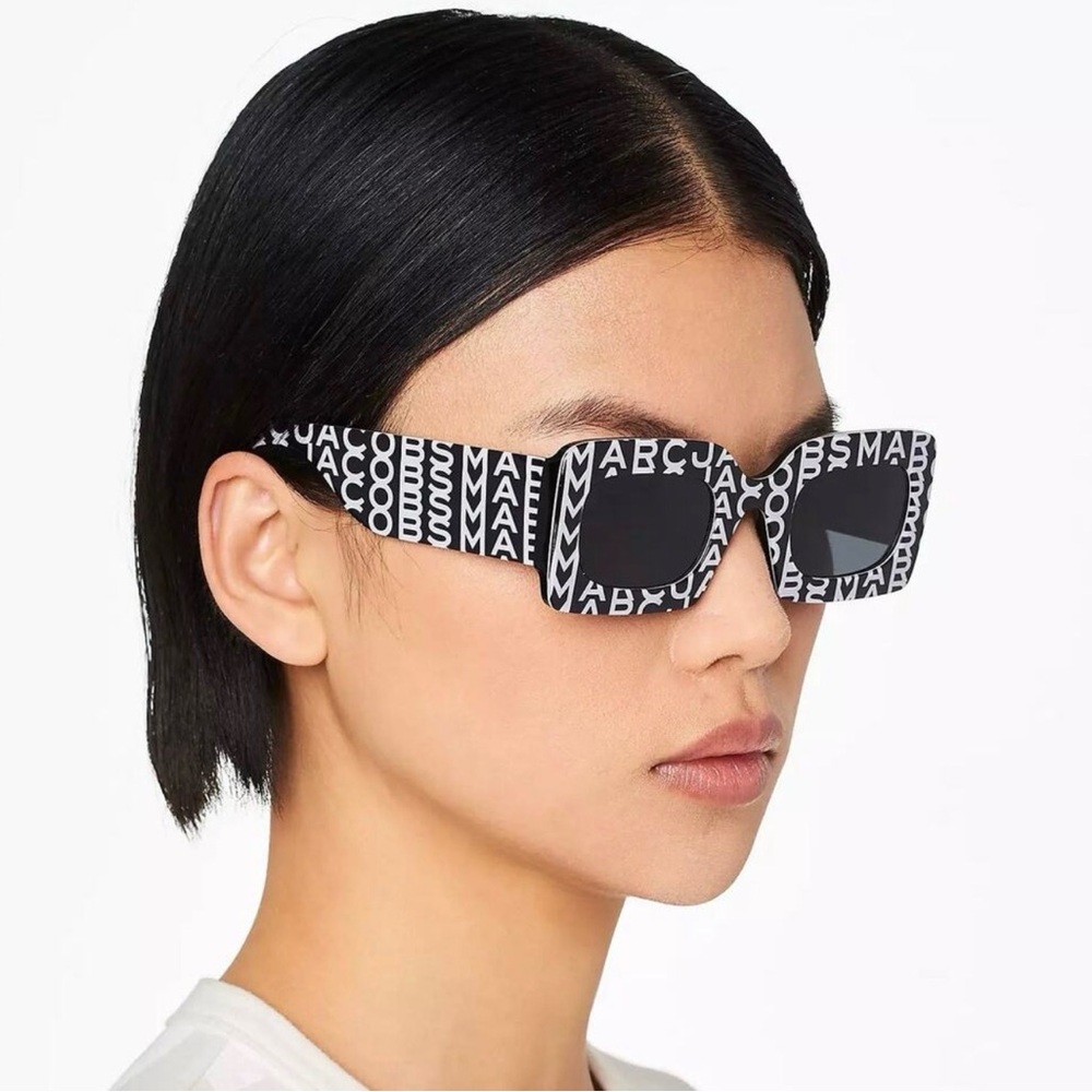Marc Jacobs Black & White Logo Rectangular Sunglasses🔥🔥🔥🔥🔥✈️🛳️ - Picture 2 of 6